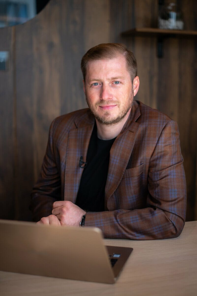 Nooka Space Romania Birou