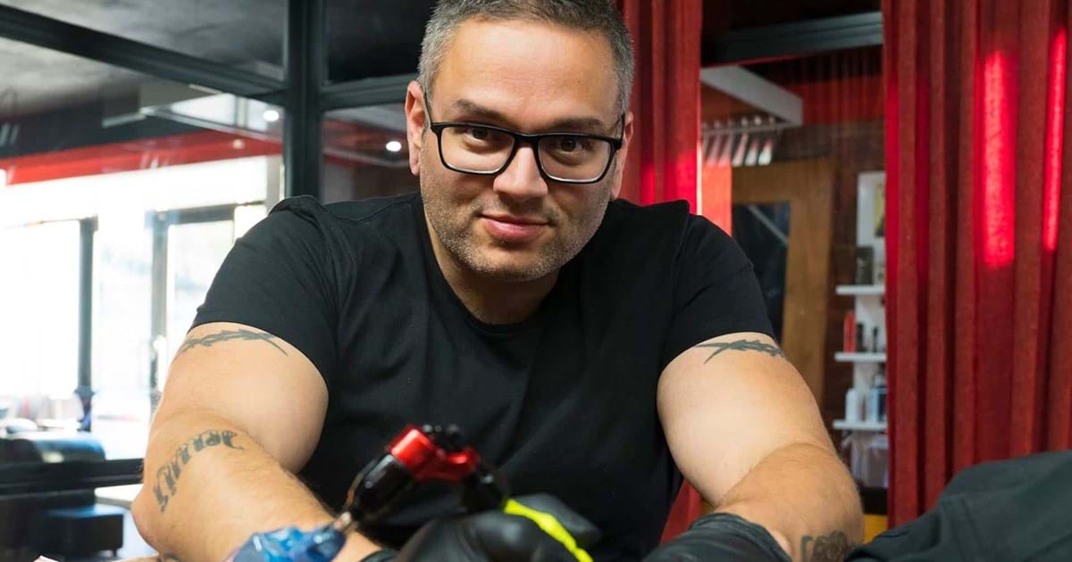 CBS Reality Rumble & Hum, Tatuaje cu personalitate