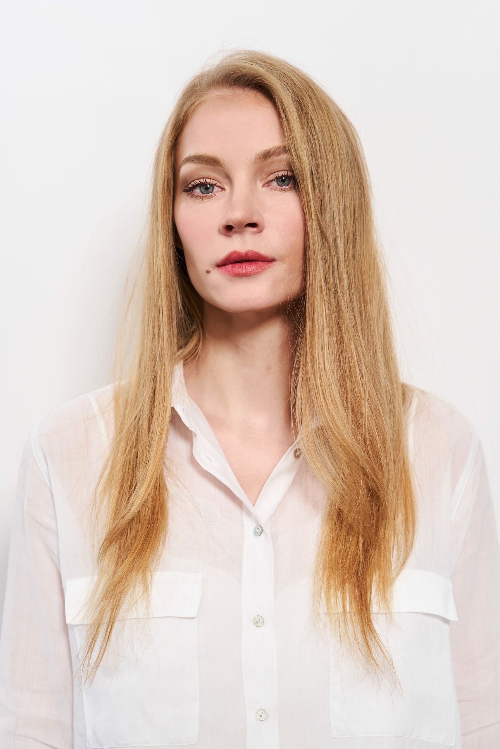 ANNA K Netflix Serial Rusesc