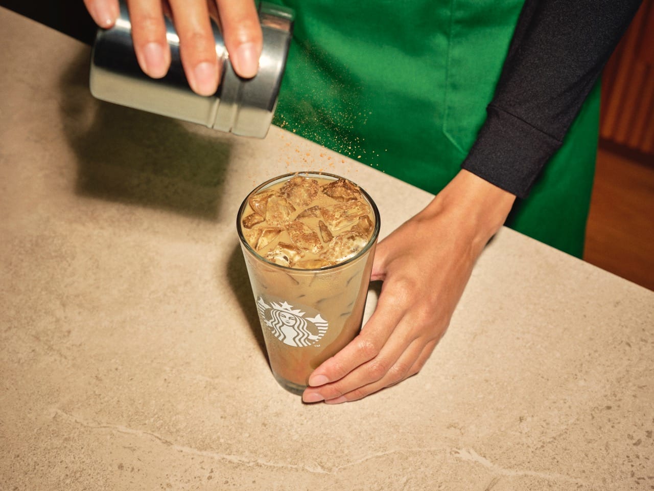 PUMPKIN SPICE LATTE Starbucks